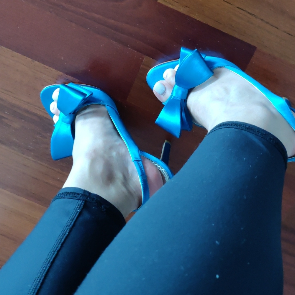 Bebe Open Toe Sling Back Heels - image 7